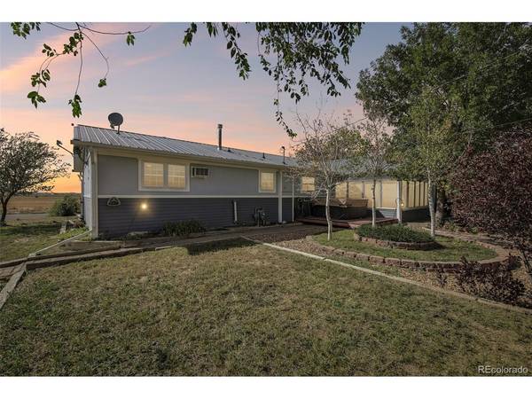 1806 Aspen, Strasburg, CO 80136