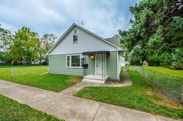 2327 S Jefferson ST, Muncie, IN 47302
