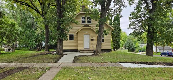 329 W Birch AVE, Fergus Falls, MN 56537