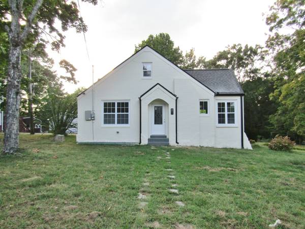 864 Yell Rd, Lewisburg, TN 37091