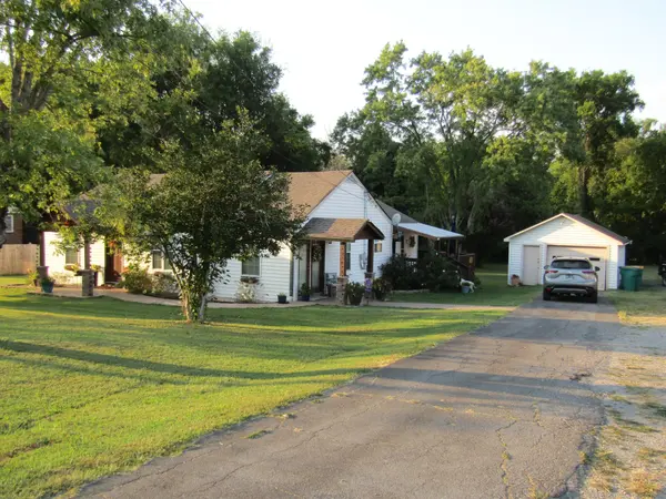326 Hillsdale St, Lewisburg, TN 37091