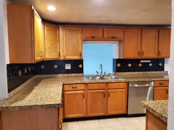 8502 ARROWHEAD DR, Hudson, FL 34667