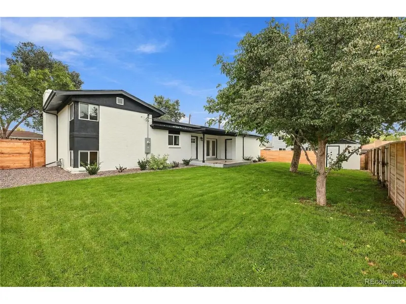 12362 W 60th, Arvada, CO 80004