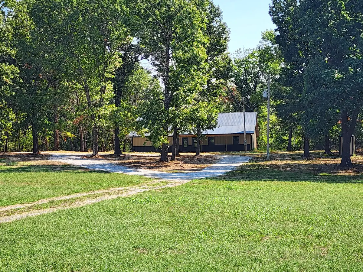 8836 County Road 70, Reeds, MO 64859