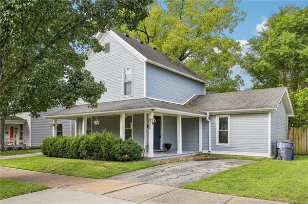 325 S Cherry ST, Olathe, KS 66061