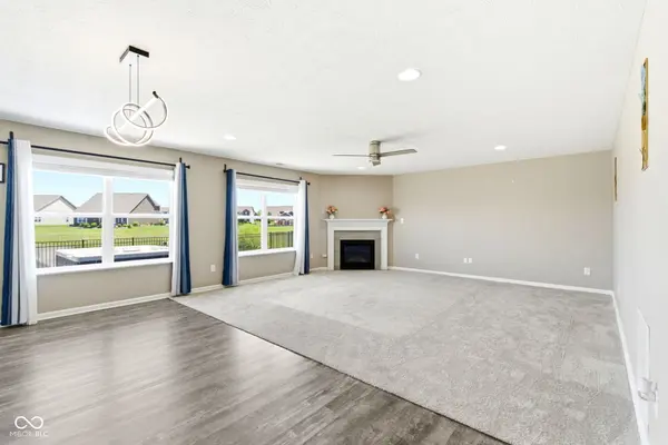 6159 N Caraway DR, Mccordsville, IN 46055