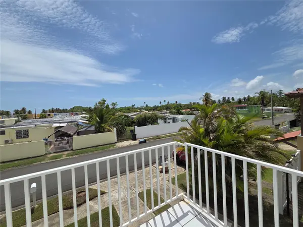 10 PRINCIPAL, Humacao, PR 00791