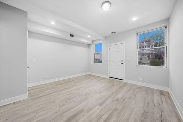 5320 S Laflin ST, Chicago, IL 60609