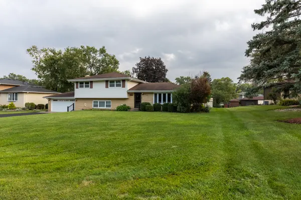 6121 James ST, Tinley Park, IL 60477