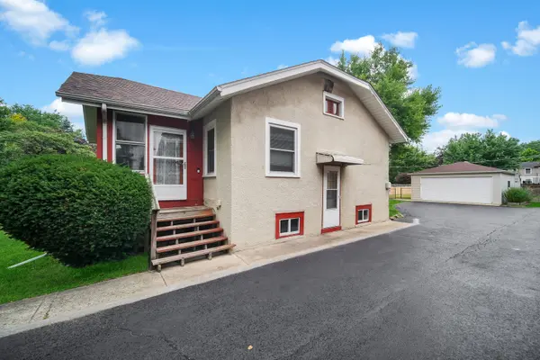 103 N Harvard AVE, Villa Park, IL 60181