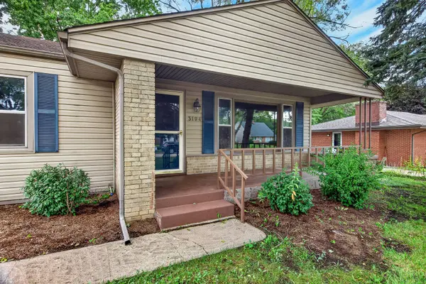 3104 Sunnyside DR, Rockford, IL 61114