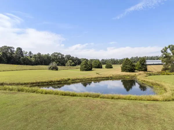 1432 Lecomte Rd, Dickson, TN 37055