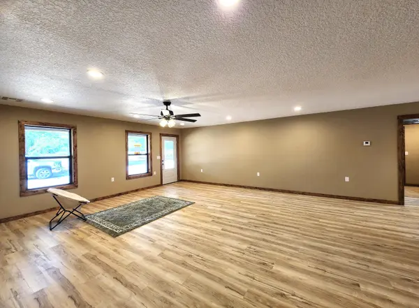 8836 County Road 70, Reeds, MO 64859