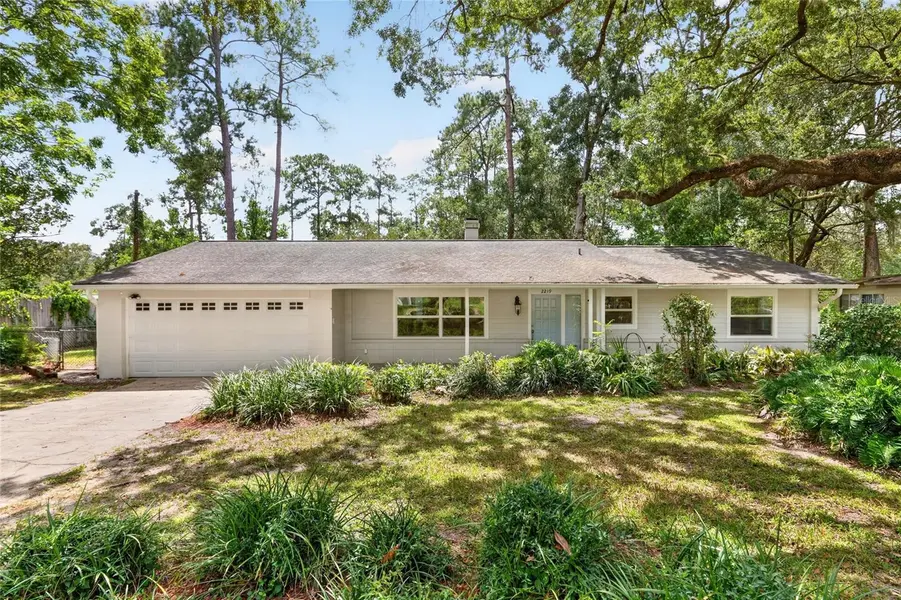 2219 NW 17TH AVE, Gainesville, FL 32605