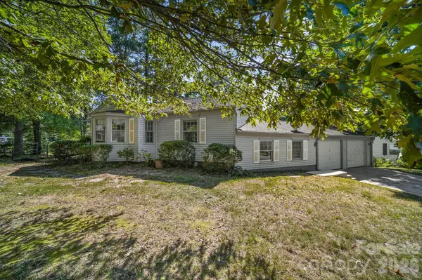 1011 Holland AVE, Gastonia, NC 28052