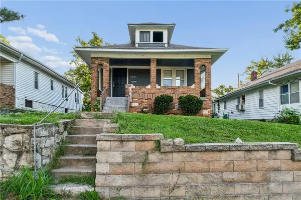 3403 Cleveland AVE, Kansas City, MO 64128