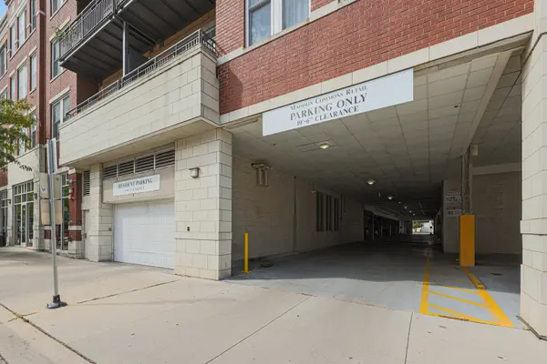 7243 Madison ST #318, Forest Park, IL 60130