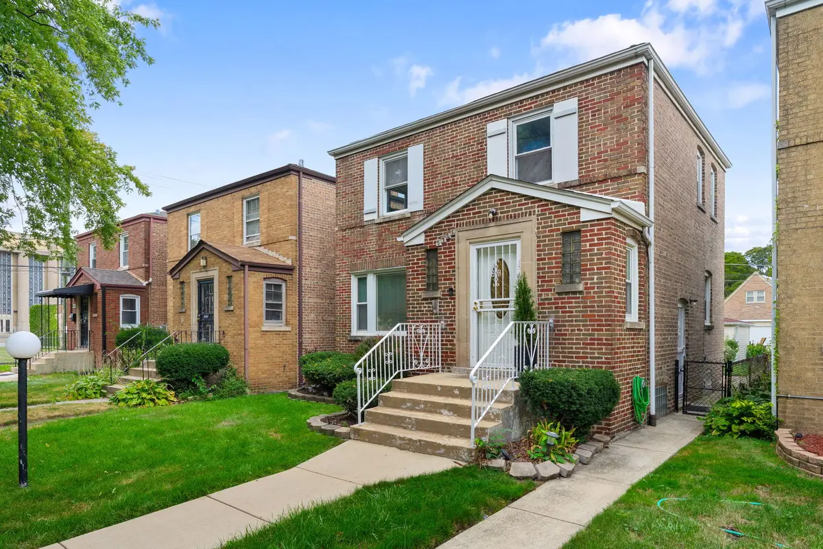 8721 S Merrill AVE, Chicago, IL 60617