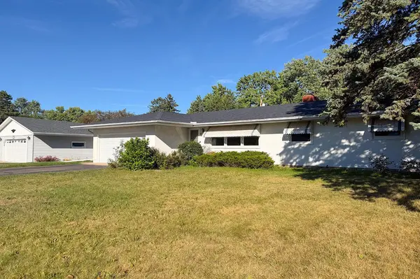 2856 Virginia AVE, Roseville, MN 55113