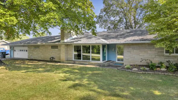 2813 Wayside DR, Evansville, IN 47711