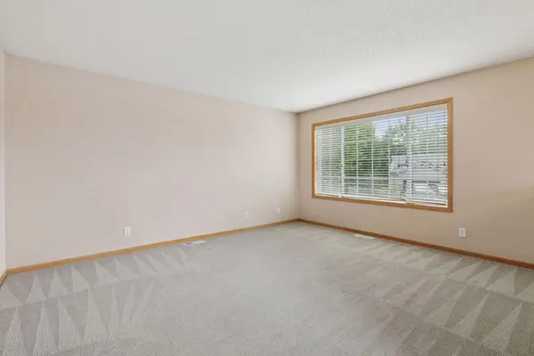 3047 212th ST W, Farmington, MN 55024