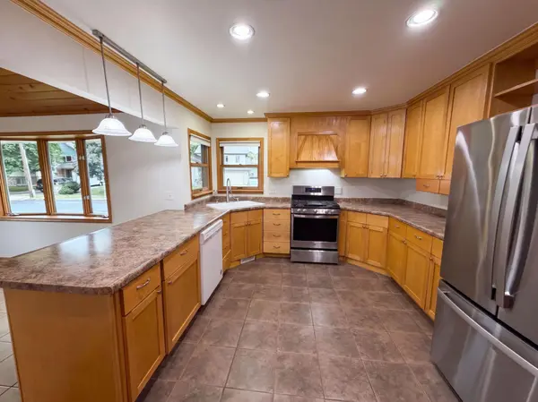 6280 6th ST NE, Fridley, MN 55432
