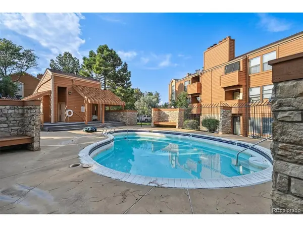 4274 S Salida #2, Aurora, CO 80013