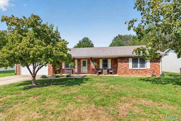 509 Thistle LN, Swansea, IL 62226