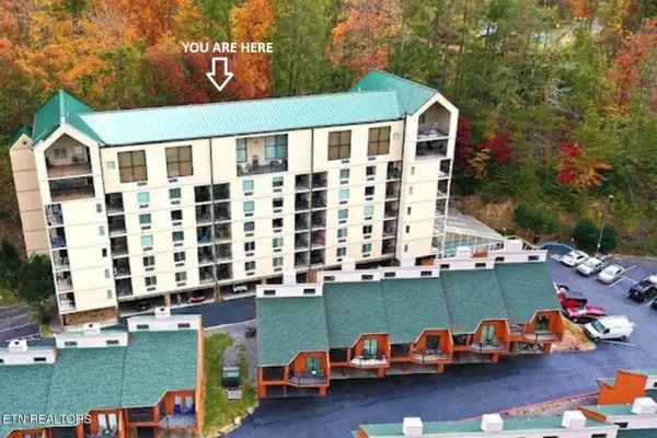 413 Baskins Creek Rd #301, Gatlinburg, TN 37738