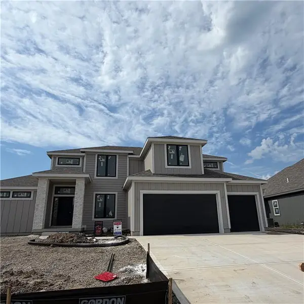 2306 Foxtail DR, Kearney, MO 64060