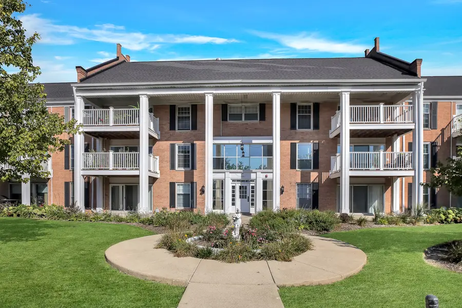 5501 Carriageway DR #313A, Rolling Meadows, IL 60008