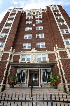 323 E Emmanuel Cleaver #7C BLVD, Kansas City, MO 64112