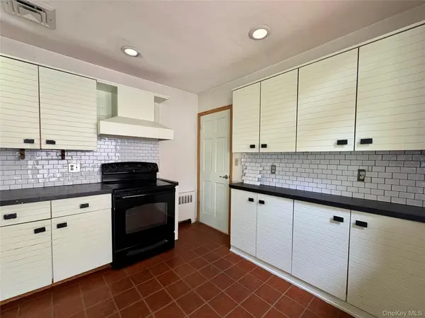 Address not disclosed, Franklin Square, NY 11010
