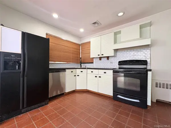 Address not disclosed, Franklin Square, NY 11010