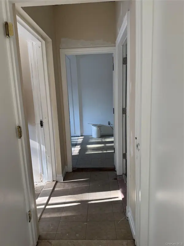 Address not disclosed, Smithtown, NY 11787