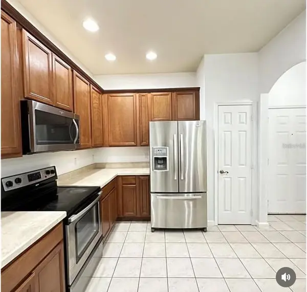 3351 WHITESTONE CIR #204, Kissimmee, FL 34741