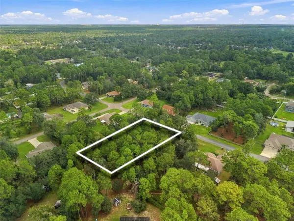 . INDIGO BUNTING RD, Weeki Wachee, FL 34614