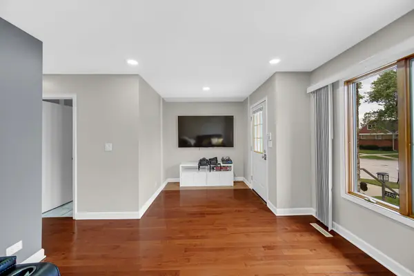 3501 Sarah ST, Franklin Park, IL 60131