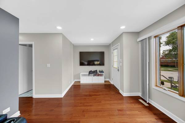 3501 Sarah ST, Franklin Park, IL 60131