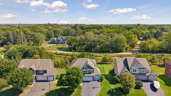 3604 Sawgrass TRL S, Eagan, MN 55123