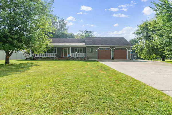 901 Geneva DR, Alexandria, MN 56308