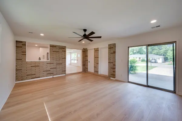 3234 Moorewood Dr, Nashville, TN 37207
