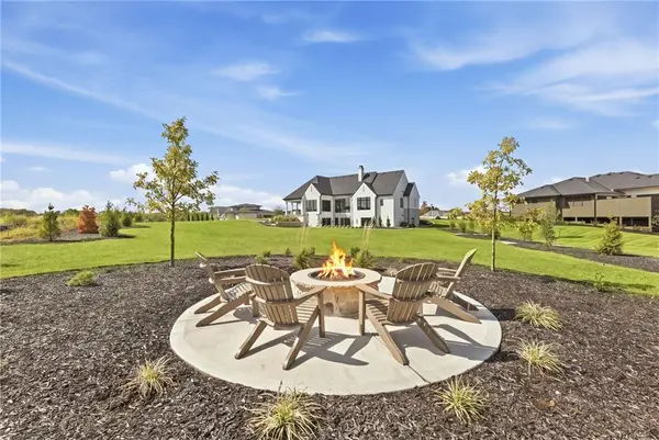 12007 W 173rd TER, Overland Park, KS 66221