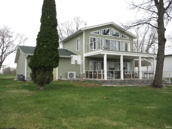 3102 E McKinley DR, Monon, IN 47959