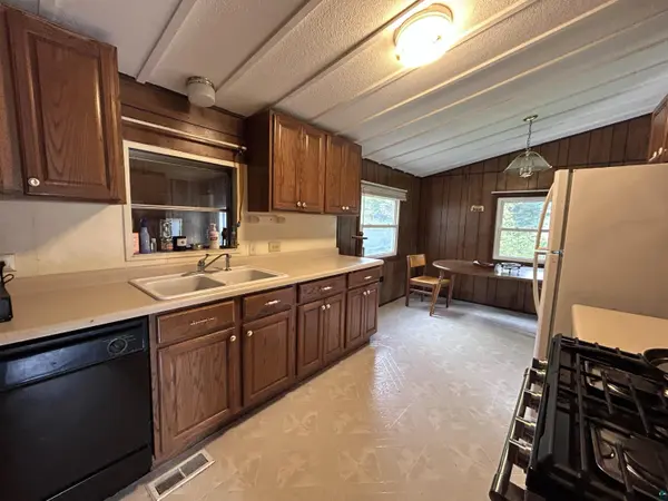9421 Iron Junction Rd, Iron, MN 55751