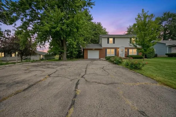 307 S 7th ST, Chatsworth, IL 60921