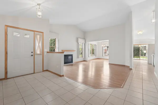 9131 Newcastle CT, Tinley Park, IL 60487