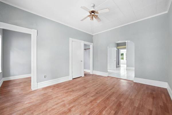 4851 S Wood ST, Chicago, IL 60609