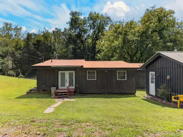 9089 Highway 66, Sneedville, TN 37869
