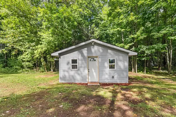 16201 Evergreen RD, Pine City, MN 55063